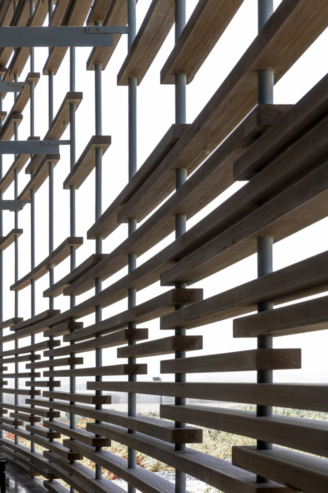 Restaurant und Hotelgewerbe_Verti & Horiz Fassadenverkleidung _Gebogene Profilen