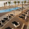 Restaurant und Hotelgewerbe_Schwimmbad deck_Am Wasser entlang